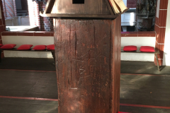 Lesepult-Gotthardtkirche-01