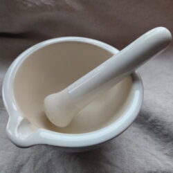 Reibschale mit Pistill